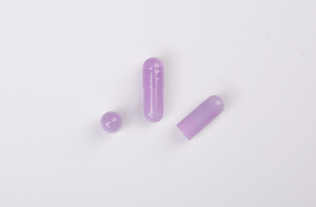 Hard gelatin capsule size 1 purple gel capsule empty
