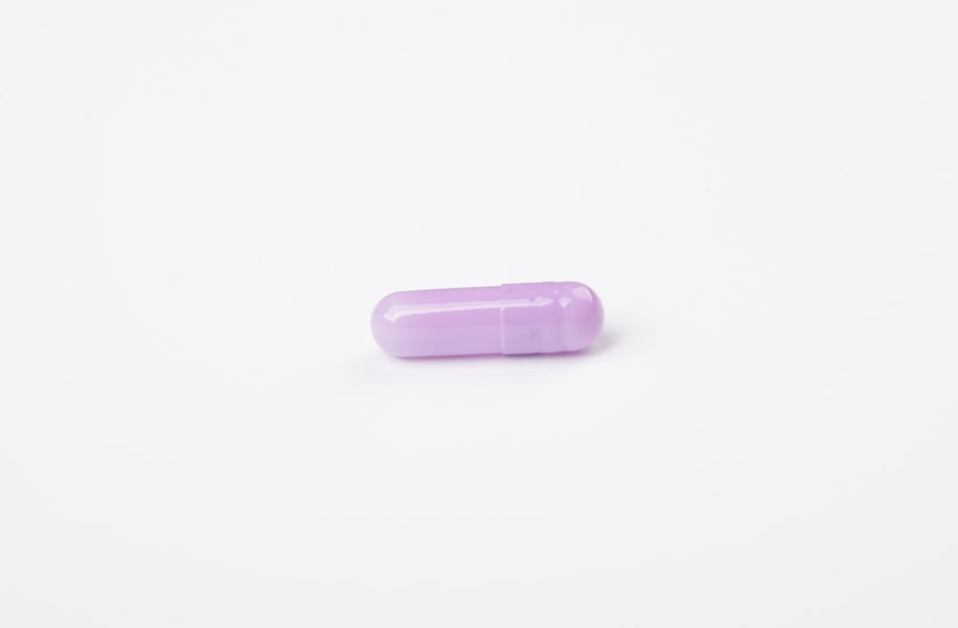 Hard gelatin capsule size 1 purple gel capsule empty
