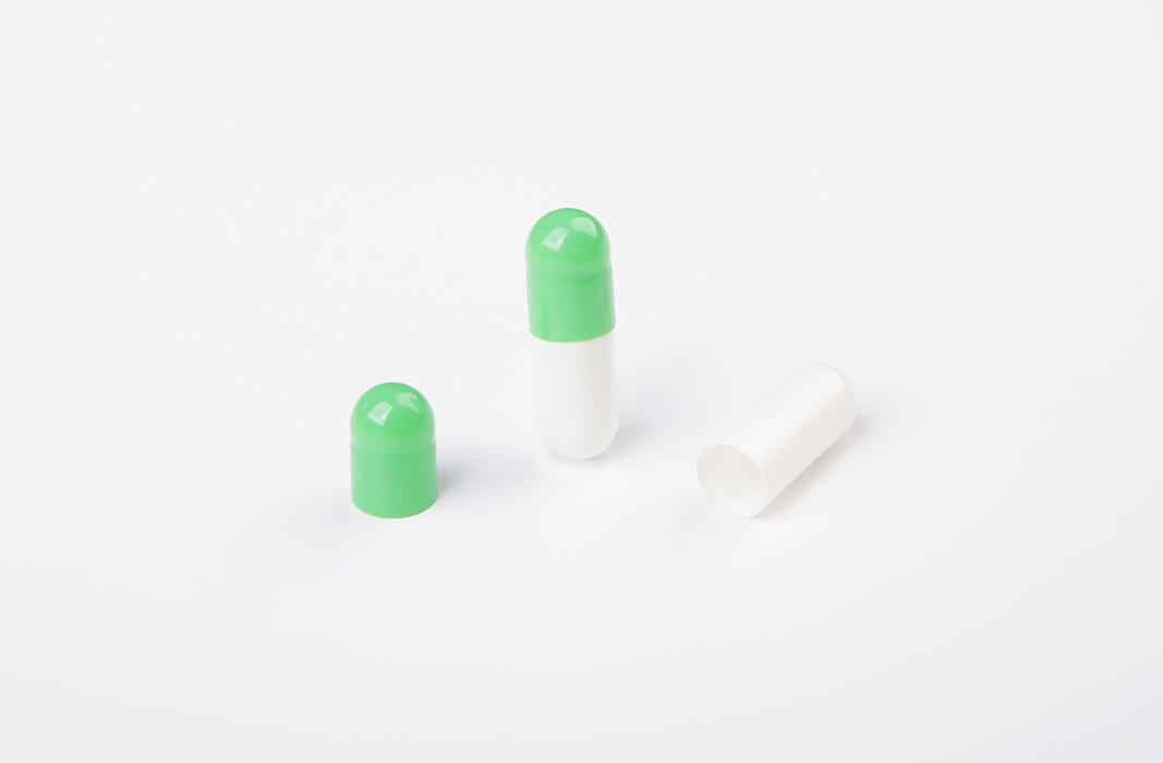 Hard gelatin capsule empty capsules 0 green white